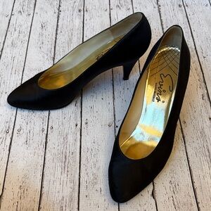 Vintage Evins Made in Italy Classic Satin Black Heels size 9